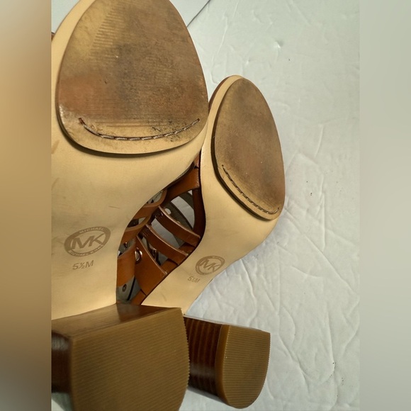 Michael Kors Brown Chunky Studded Edgy Heeled Gladiator Sandals Size 5.5 - Picture 10 of 10